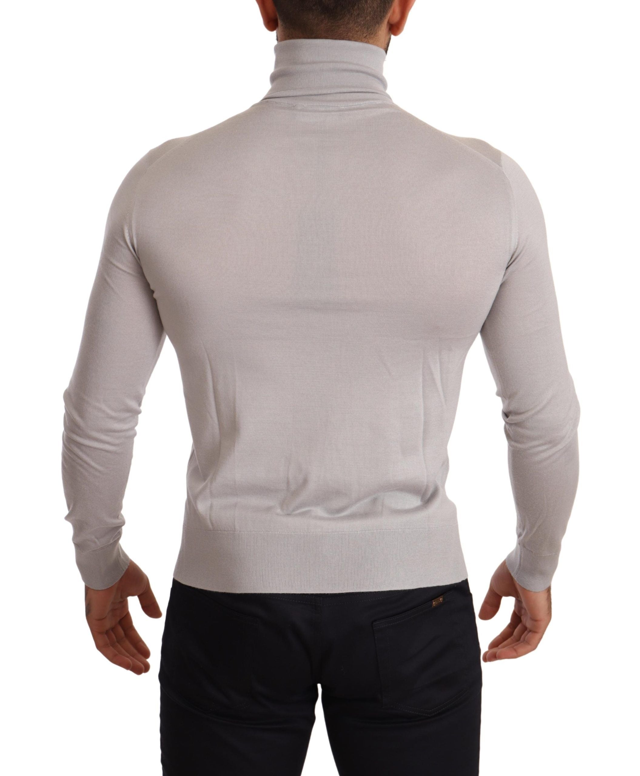 Dolce &amp; Gabbana Elegant turtleneck sweater made from a cashmere-silk blend