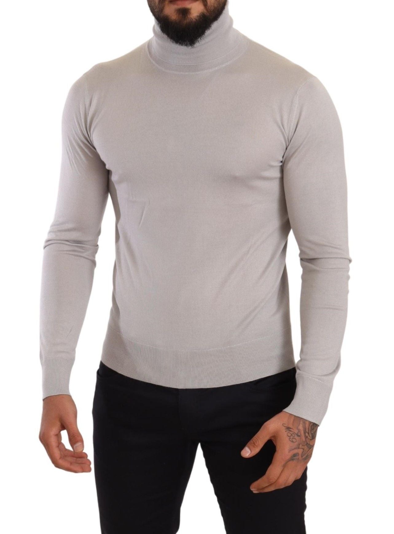 Dolce &amp; Gabbana Elegant turtleneck sweater made from a cashmere-silk blend