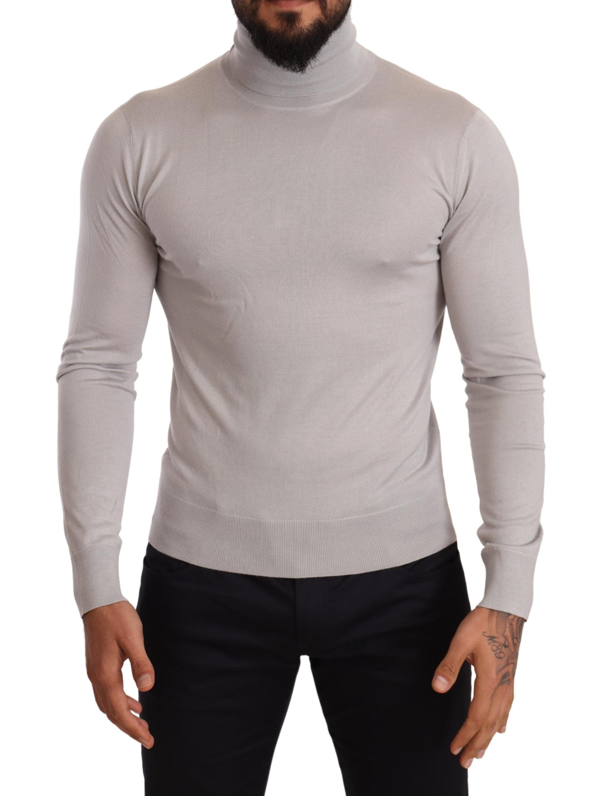 Dolce &amp; Gabbana Elegant turtleneck sweater made from a cashmere-silk blend