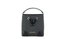 Resmi galeri görüntüleyiciye yükleyin, Michael Kors Mercer Small Black Signature Leder Bucket Crossbody Handtasche Geldbörse
