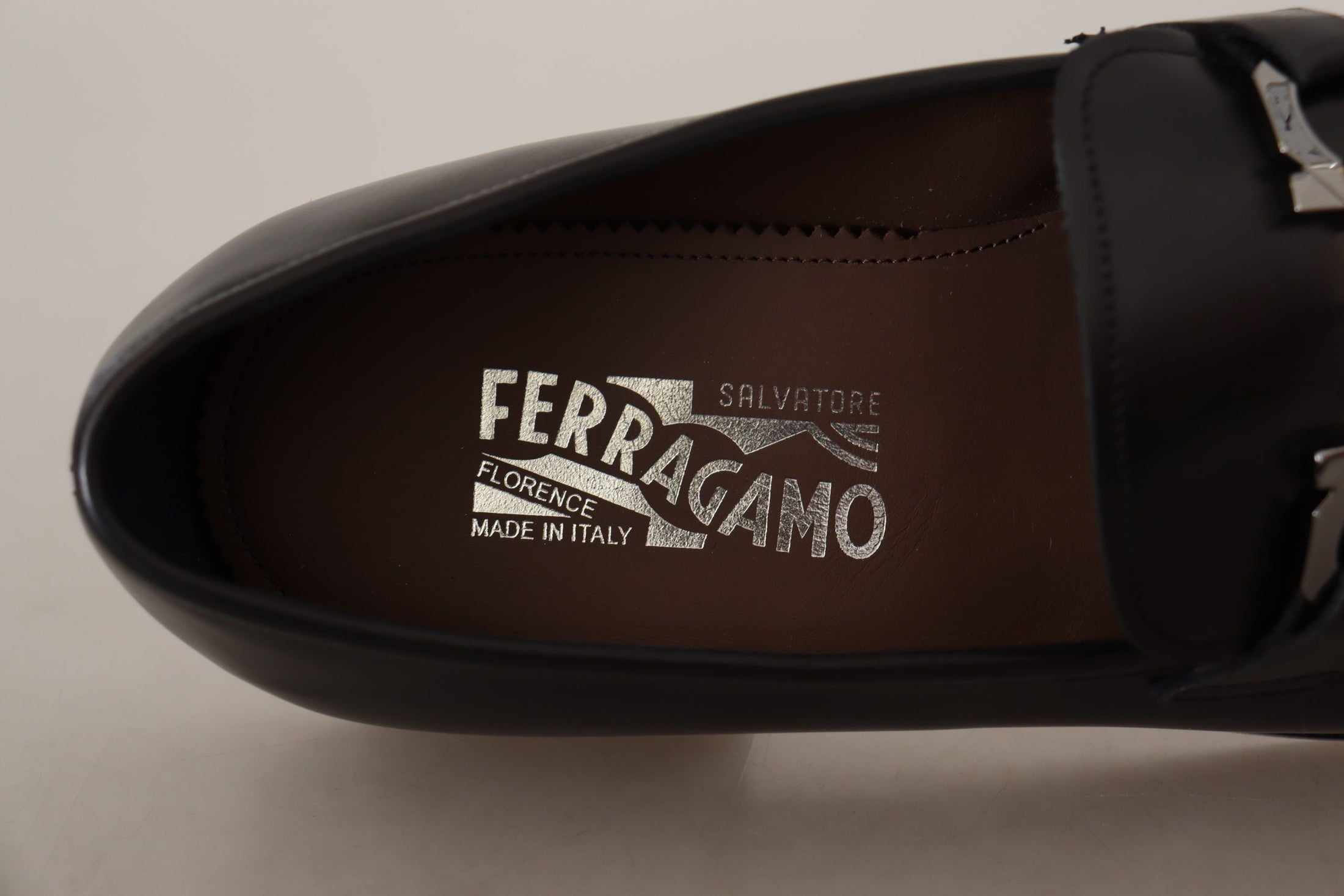 Salvatore Ferragamo Suave Siyah Deri Gancio Bit Loafer'lar