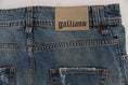 Bild in Galerie-Betrachter laden, John Galliano Schicke Boyfriend Jeans mit blauer Waschung
