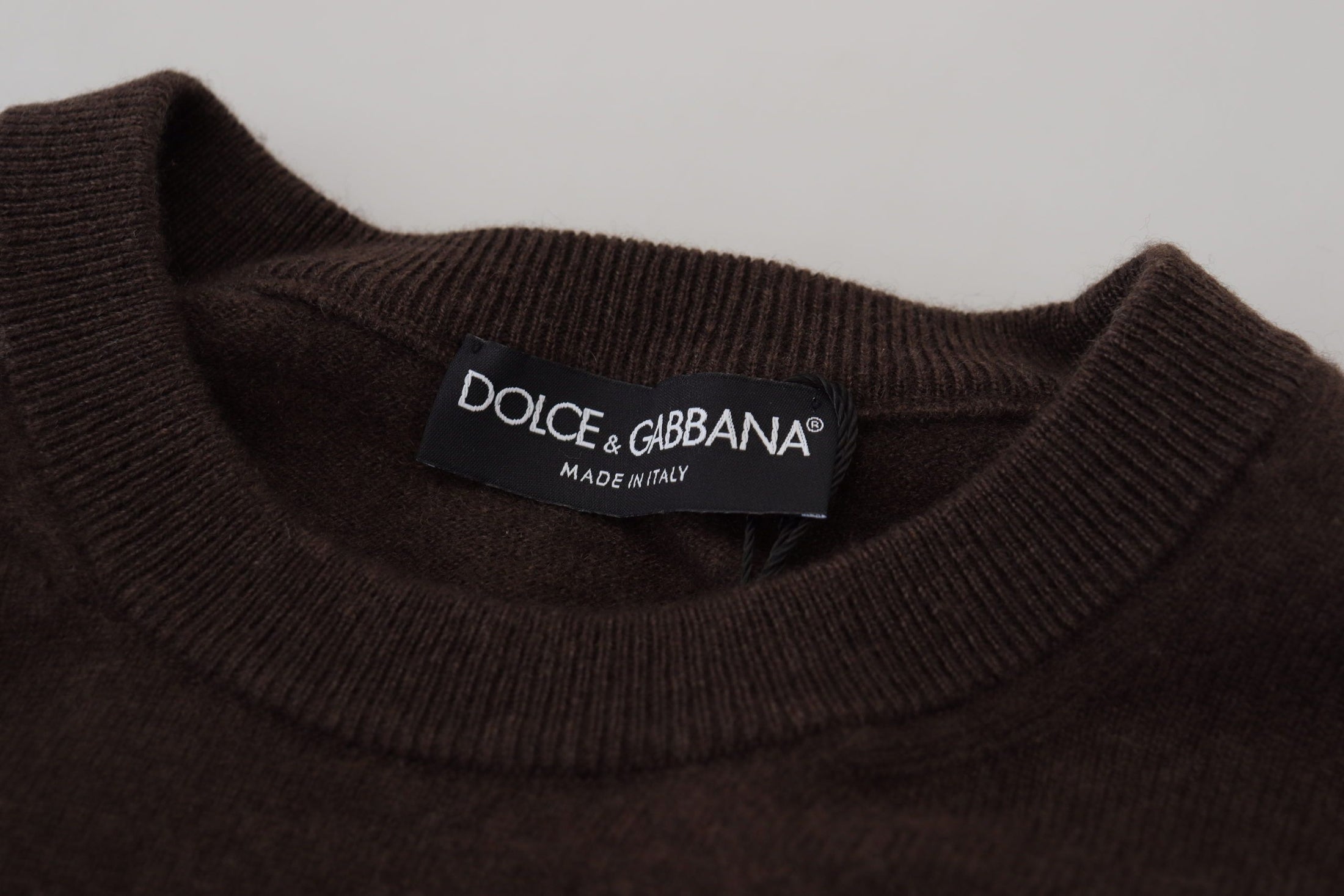 Dolce &amp; Gabbana Elegant crew neck sweater made of cashmere