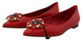 Load image into Gallery viewer, Dolce & Gabbana Rote Loafers aus Wildleder mit Kristall - Exquisite Eleganz
