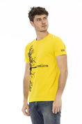 Load image into Gallery viewer, Trussardi Action Gelbes Baumwolle Männer T-Shirt
