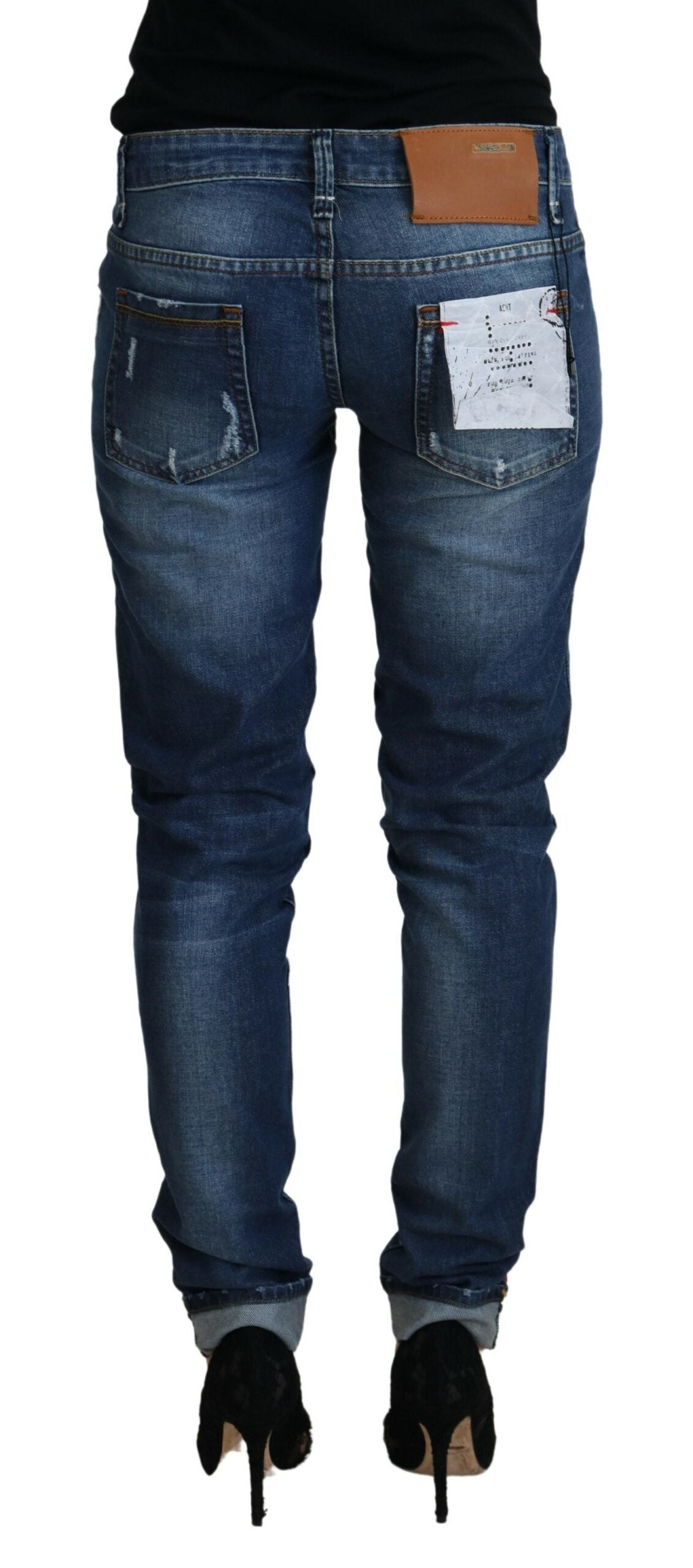 Acht Elegante blau gewaschene Skinny Jeans mit niedriger Taille