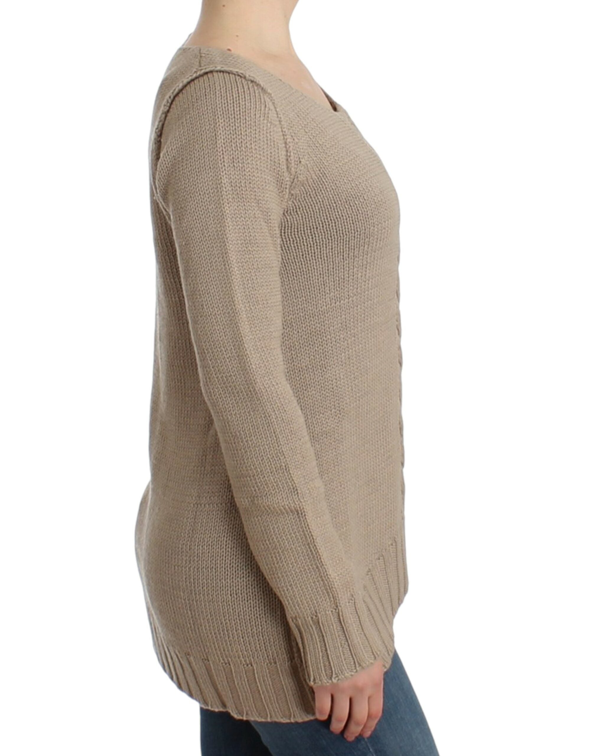 Cavalli Elegant beige knitted sweater with round neck