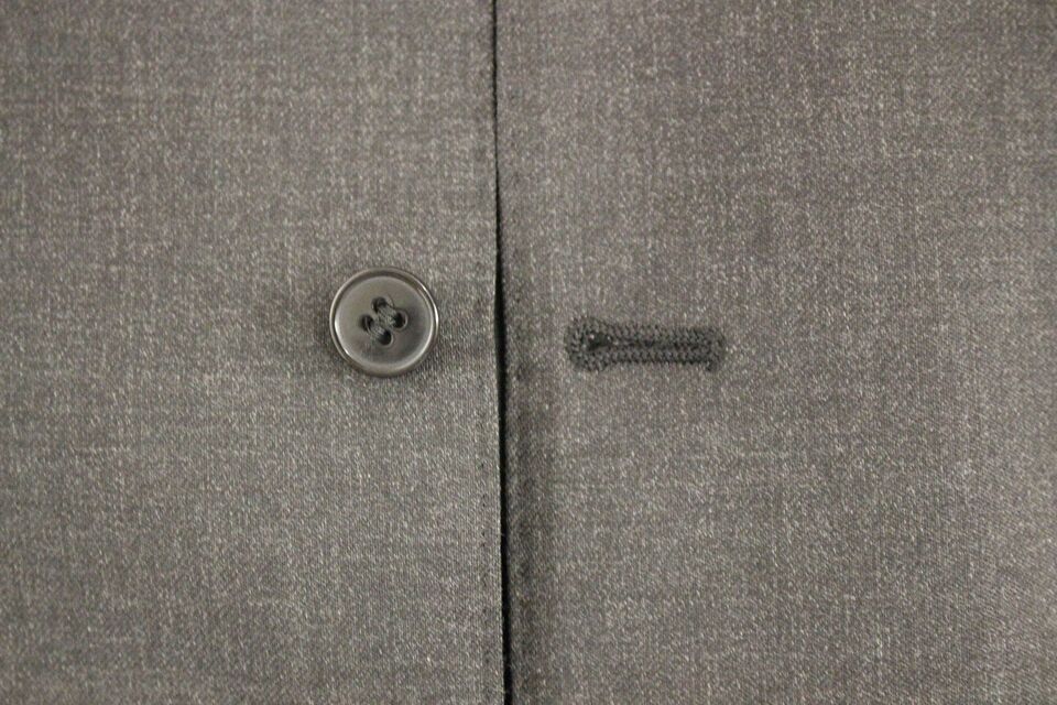 Dolce &amp; Gabbana Elegant grey wool vest for formal occasions