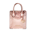 Bild in Galerie-Betrachter laden, Michael Kors Mercer XS Primrose Metallic North South Shopper Crossbody Tasche
