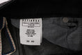 Bild in Galerie-Betrachter laden, Acht Schicke Slim Fit Jeans aus schwarzer Baumwolle
