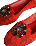 Bild in Galerie-Betrachter laden, Dolce & Gabbana Rote Spitze Kristall Ballett Flats Loafers Schuhe
