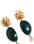 Bild in Galerie-Betrachter laden, Dolce & Gabbana Red Watermelon Gold Brass Crystal Clip Dangling Earrings
