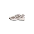 Bild in Galerie-Betrachter laden, New Balance Beige Wildleder Sneaker
