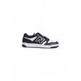 Load image into Gallery viewer, New Balance Schwarzer und weißer Leder-Sneaker
