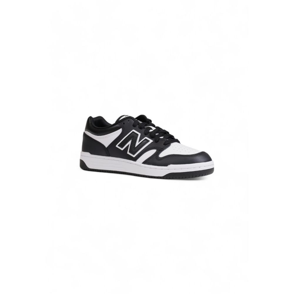 New Balance Schwarzer und weißer Leder-Sneaker