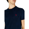 Load image into Gallery viewer, U.S. POLO ASSN. T-Shirt aus blauer Baumwolle
