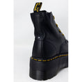 Load image into Gallery viewer, Dr. Martens Schwarzer Lederstiefel
