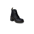 Load image into Gallery viewer, Dr. Martens Schwarzer Lederstiefel
