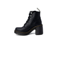 Load image into Gallery viewer, Dr. Martens Schwarzer Lederstiefel
