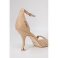 Load image into Gallery viewer, Guess Beige Leder Pumps
