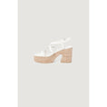 Load image into Gallery viewer, Guess Beige Leder Pumps
