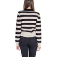 Load image into Gallery viewer, Vero Moda Beigefarbener Polyester-Pullover
