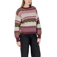 Load image into Gallery viewer, ICHI Multicolor Pullover aus recyceltem Polyester
