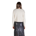 Load image into Gallery viewer, Vero Moda Cremefarbener Viskose-Pullover
