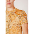 Load image into Gallery viewer, Alviero Martini Prima Classe Beigefarbenes T-Shirt aus Baumwolle
