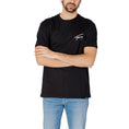 Load image into Gallery viewer, Tommy Hilfiger Jeans Schwarzes T-Shirt aus Baumwolle
