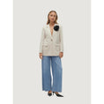 Load image into Gallery viewer, Vero Moda Beige Polyester Anzüge & Blazer
