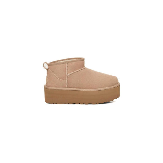 UGG Beige Wildlederstiefel