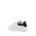 Bild in Galerie-Betrachter laden, Alexander McQueen Sneaker
