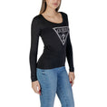 Resmi galeri görüntüleyiciye yükleyin, Guess Schwarze Baumwolle Tops & T-Shirt
