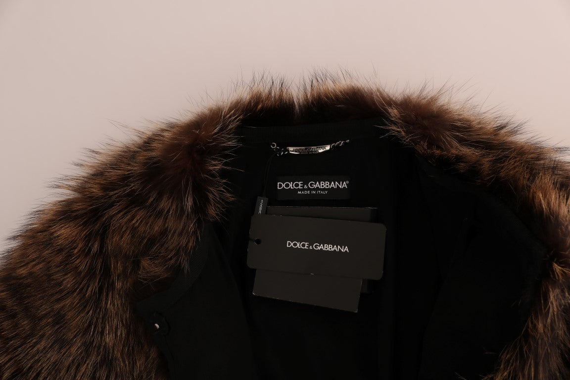 Dolce & Gabbana Eleganter knielanger Mantel aus braunem Waschbärfell