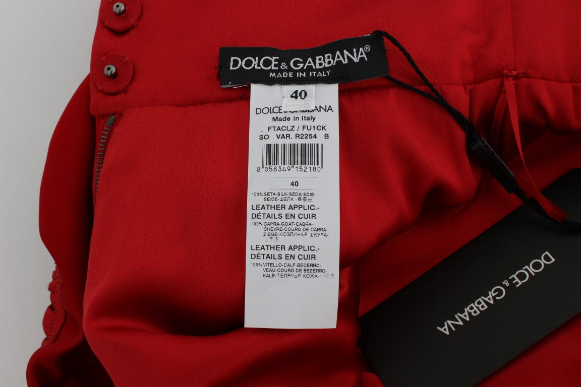 Dolce & Gabbana Glamouröse Shorts mit floraler Seidenstickerei in Rot