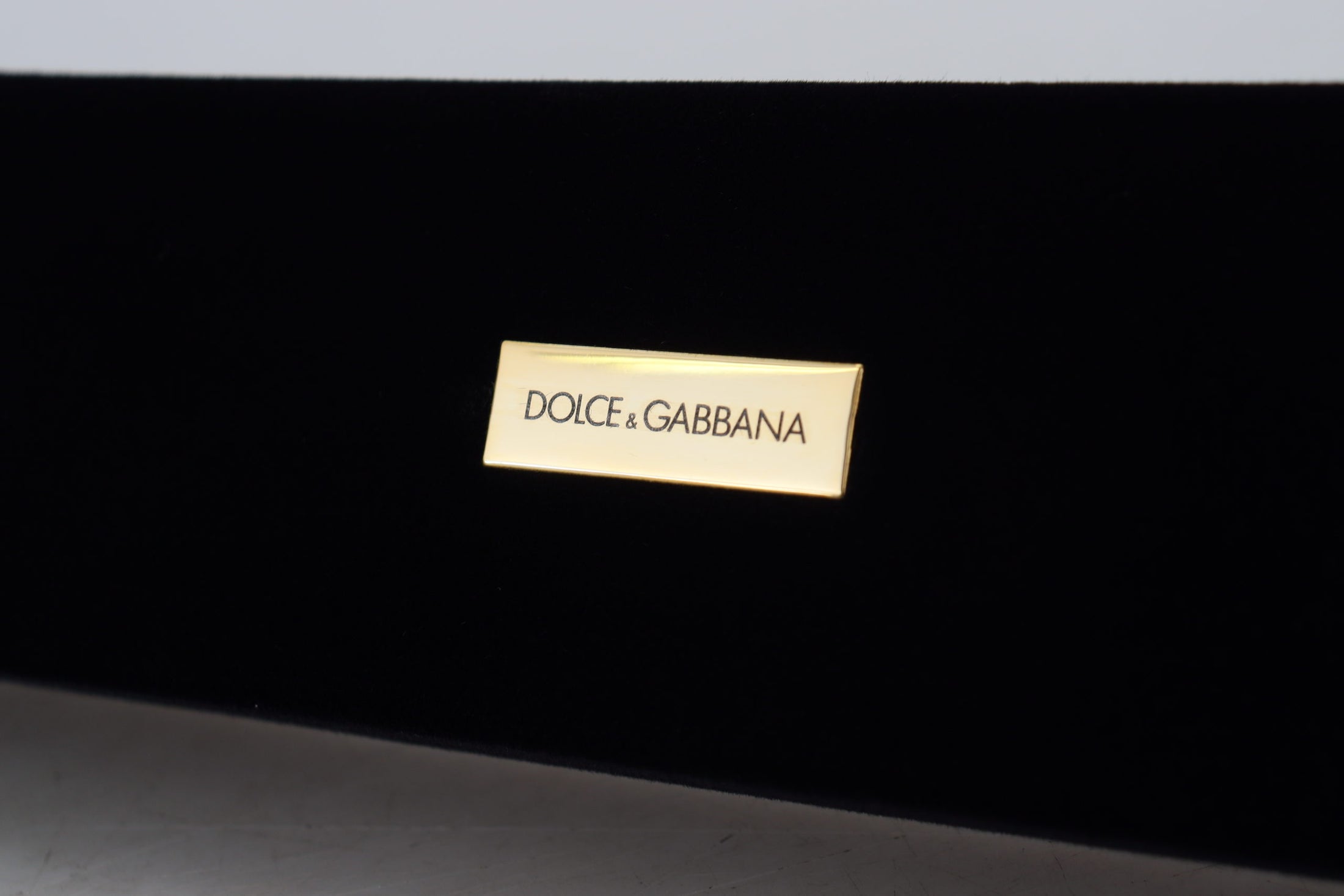 Dolce &amp; Gabbana Zarif Kadife Takı Saklama Kutusu