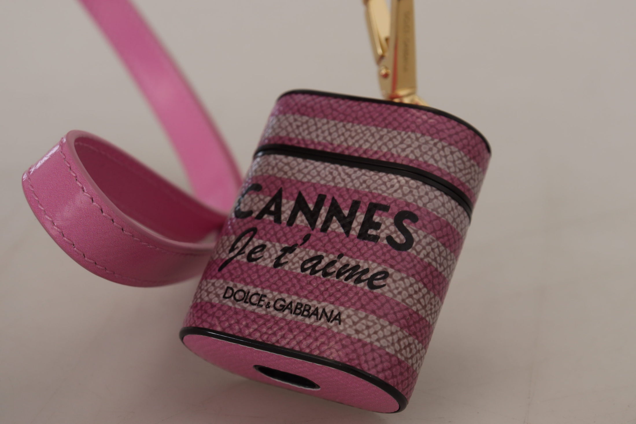 Pembe Dolce &amp; Gabbana Chic deri AirPods kılıfı